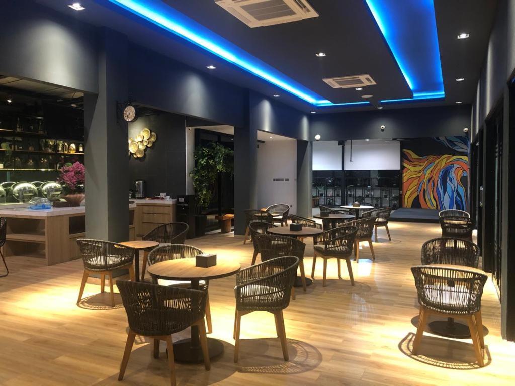 Grand Caman Hotel Bekasi Ngoại thất bức ảnh