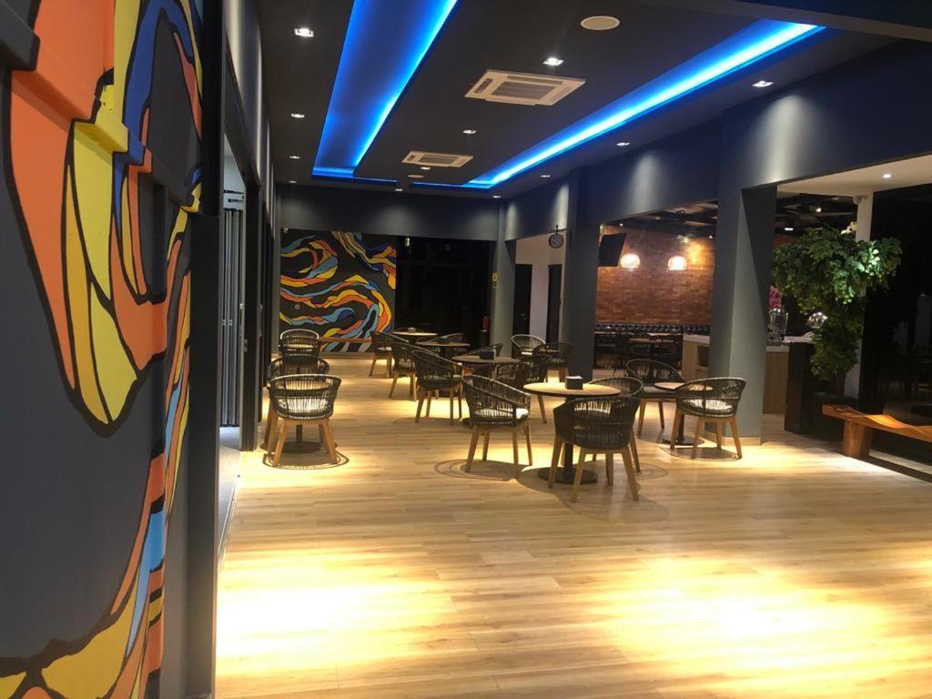 Grand Caman Hotel Bekasi Ngoại thất bức ảnh