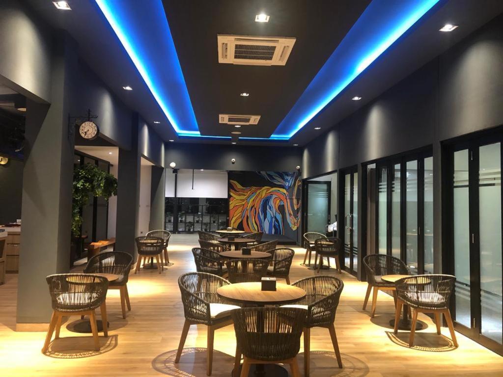 Grand Caman Hotel Bekasi Ngoại thất bức ảnh