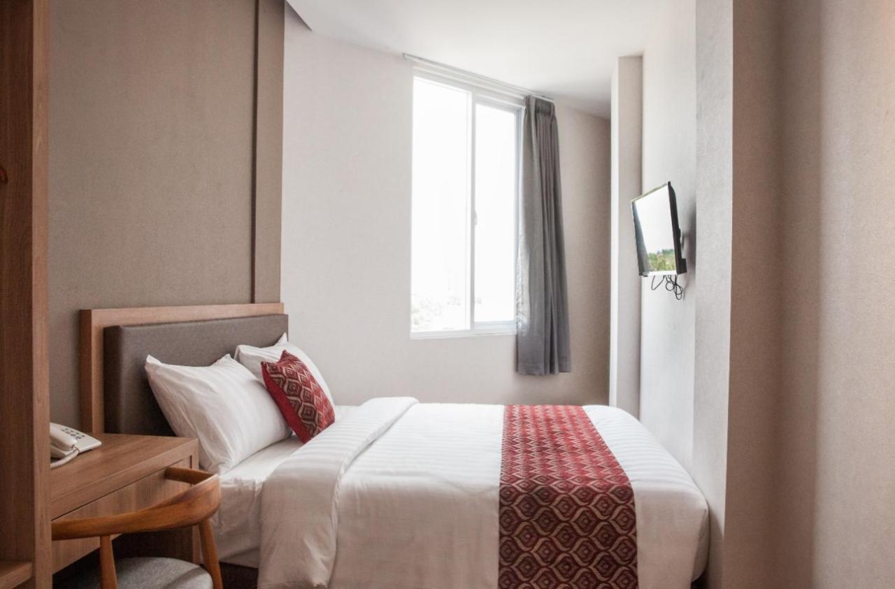 Grand Caman Hotel Bekasi Ngoại thất bức ảnh
